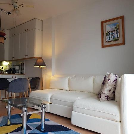 Modern, cozy studio Fuengirola Zewnętrze zdjęcie